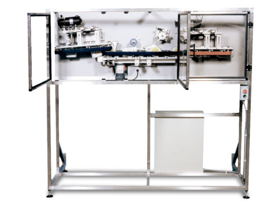 Bottle Uprighter | Designed to upright neck-trailing containers lying on their minor axis.