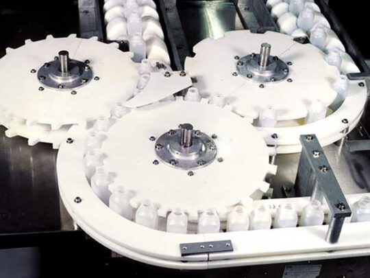 Lane Combiner material handling system | Combine multiple production lines into one, or divide a single line into multiple production lines.